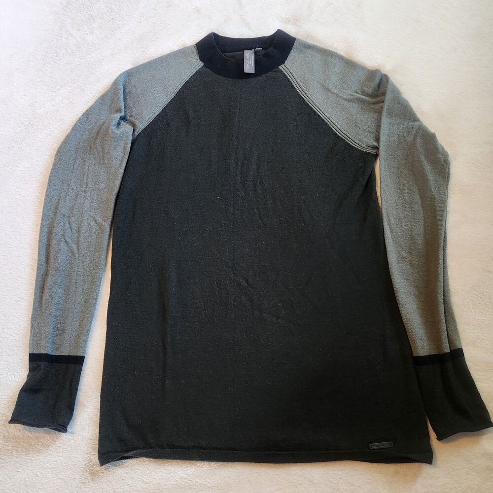 Sweaty Betty London 100% Merino Wool Colorblock Raglan Top - Gray/Black, Size S